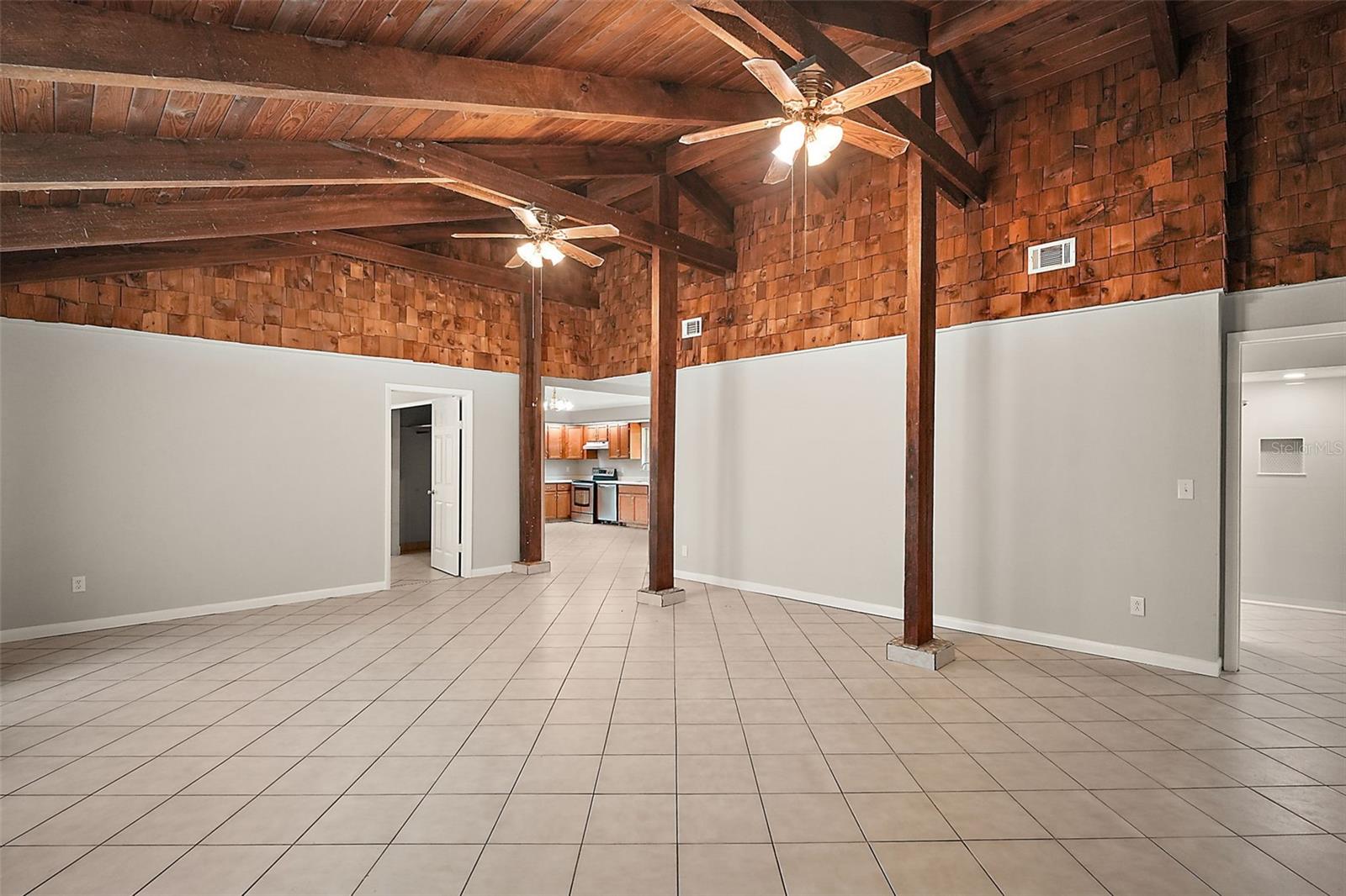 8024 FLORIDA BOYS RANCH RD, GROVELAND, FL, 34736