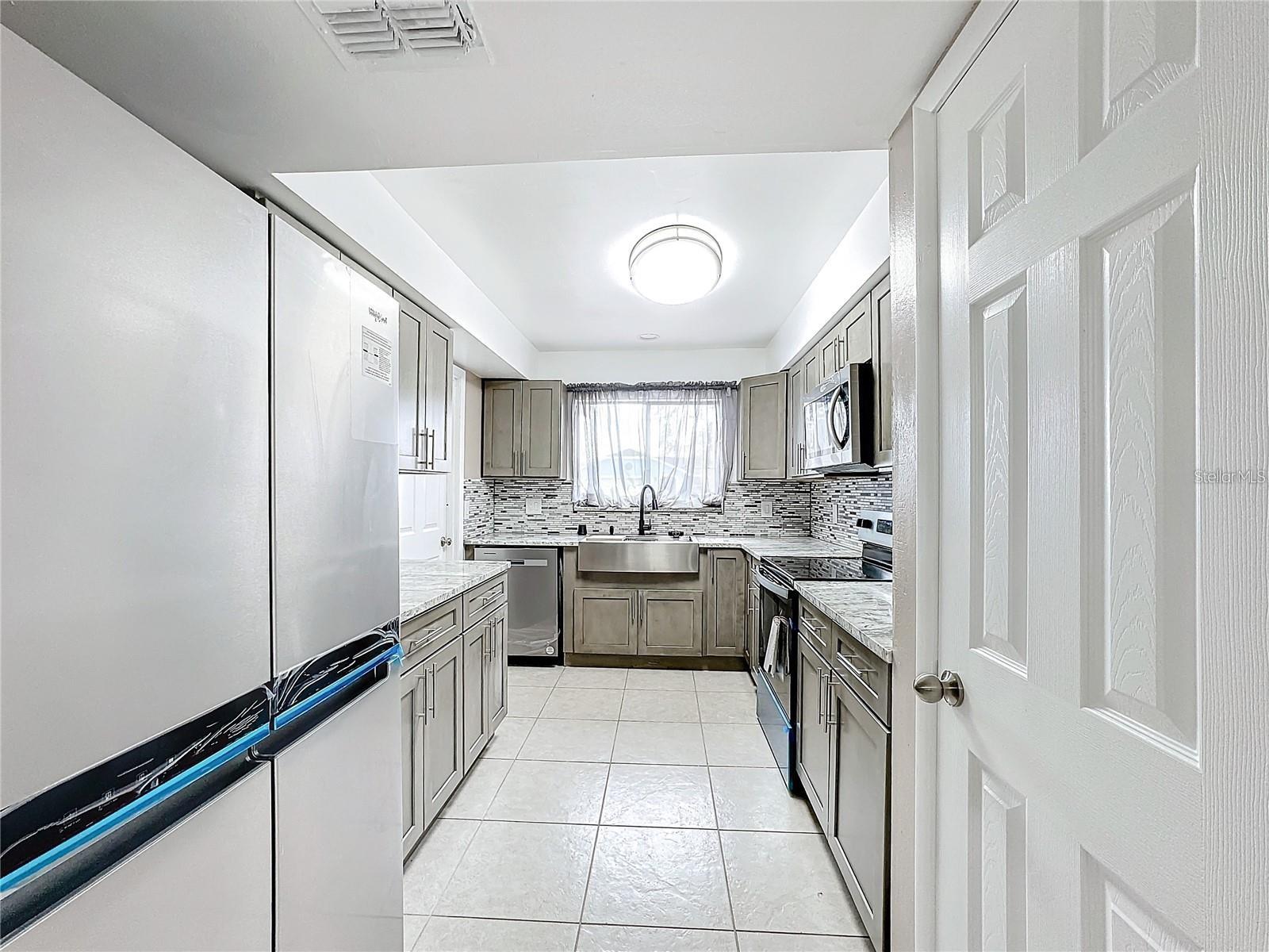 103 ALAMEDA DR, KISSIMMEE, FL, 34743