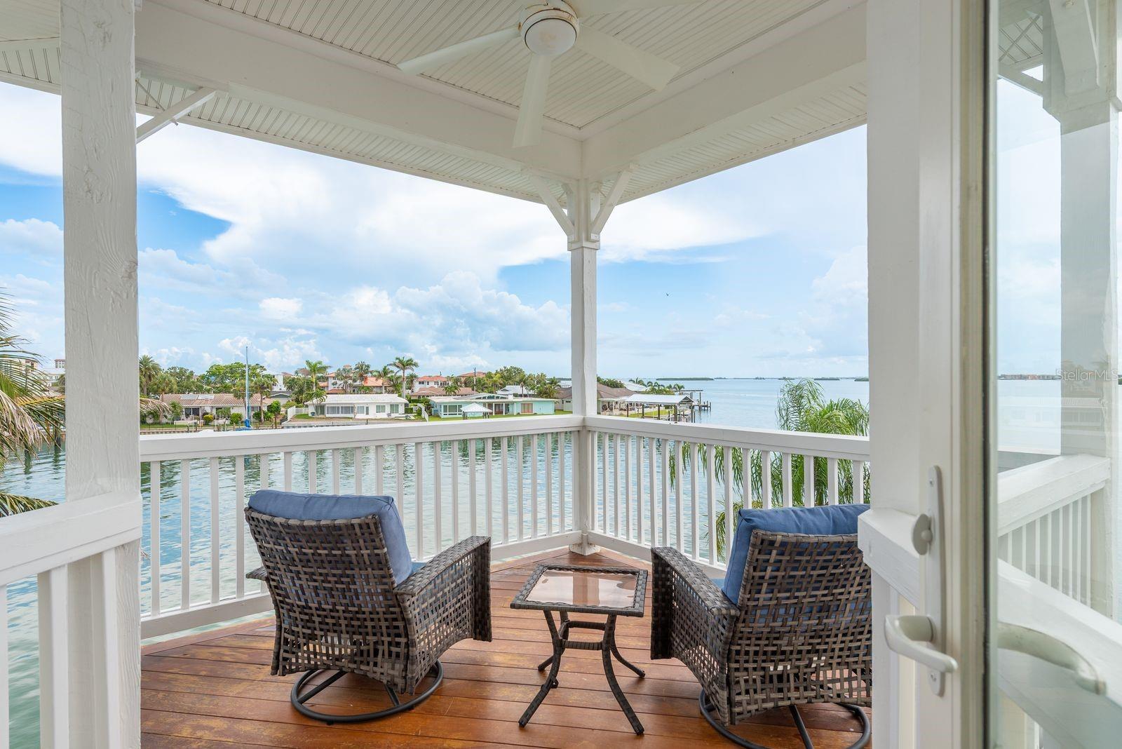 TB8399954 Property Photo