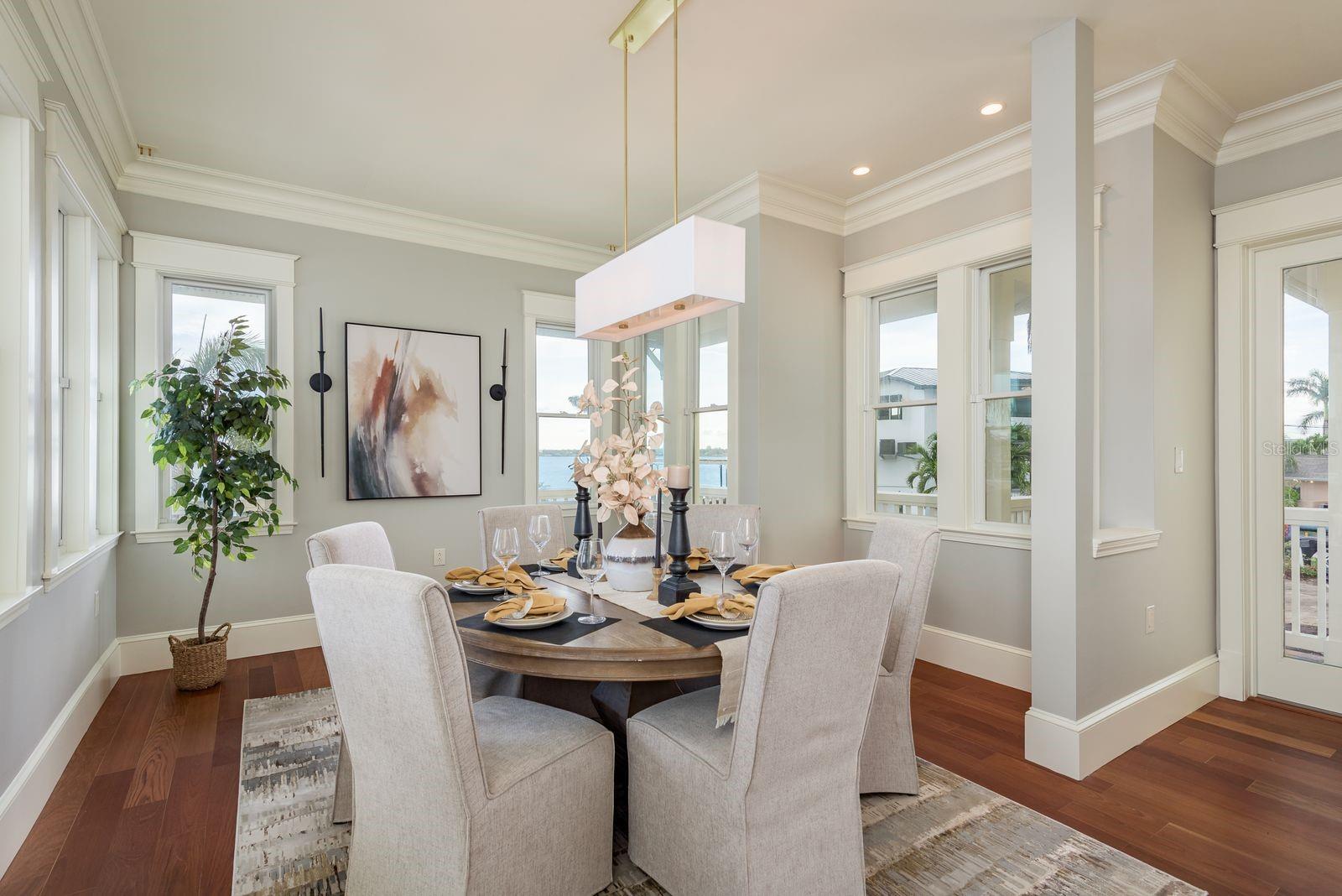 TB8399954 Property Photo