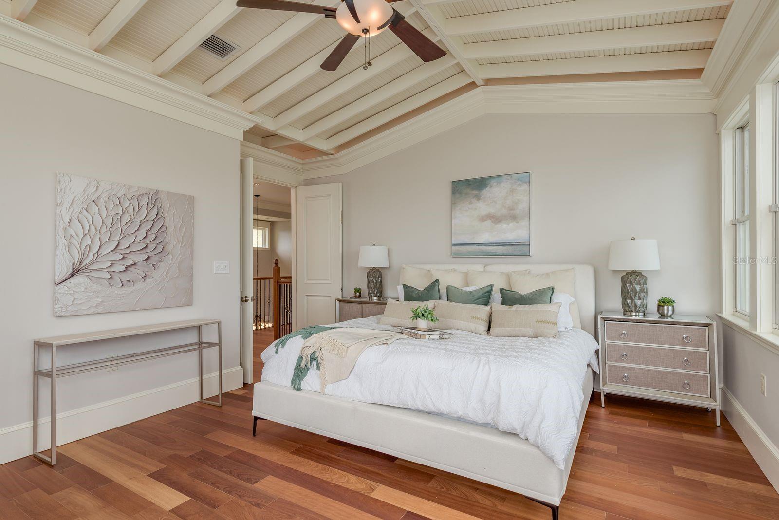 TB8399954 Property Photo