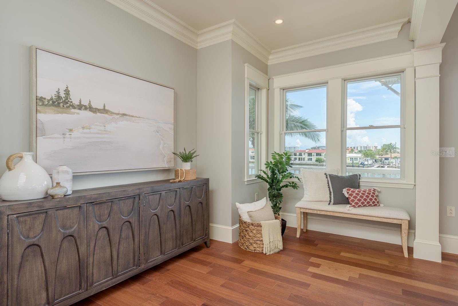 TB8399954 Property Photo