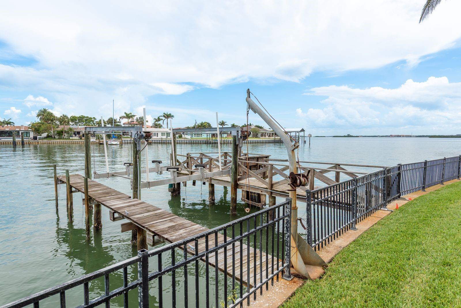 TB8399954 Property Photo