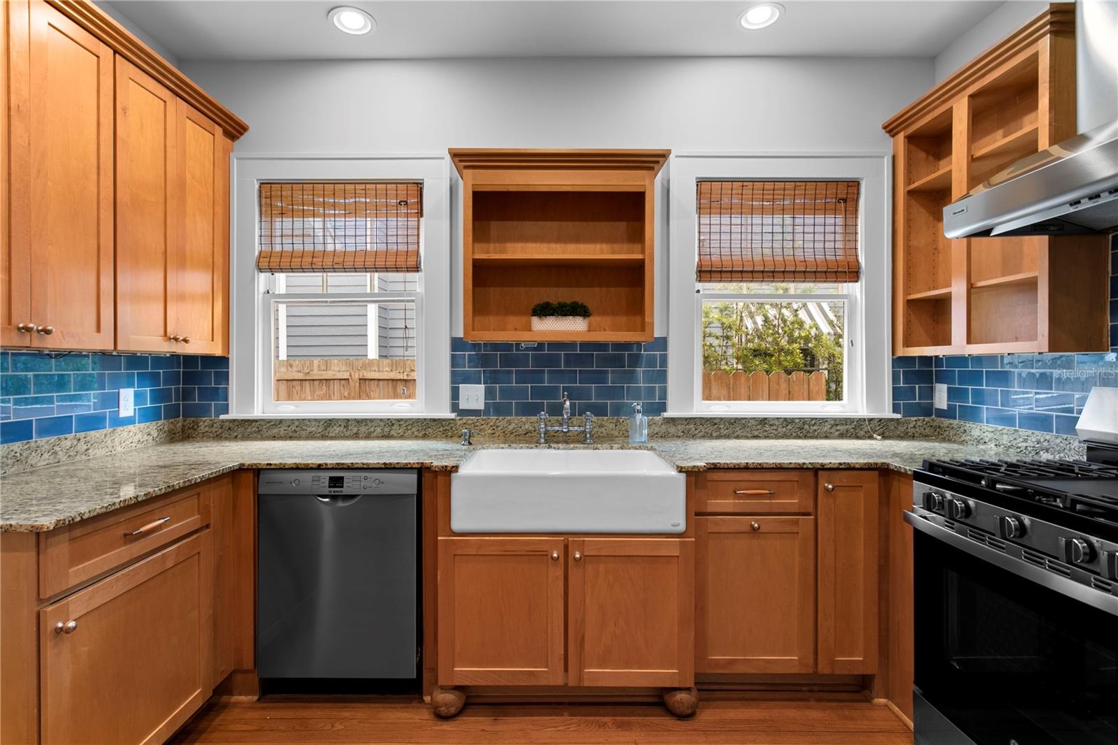 3118 W HARBOR VIEW AVE, TAMPA, FL, 33611