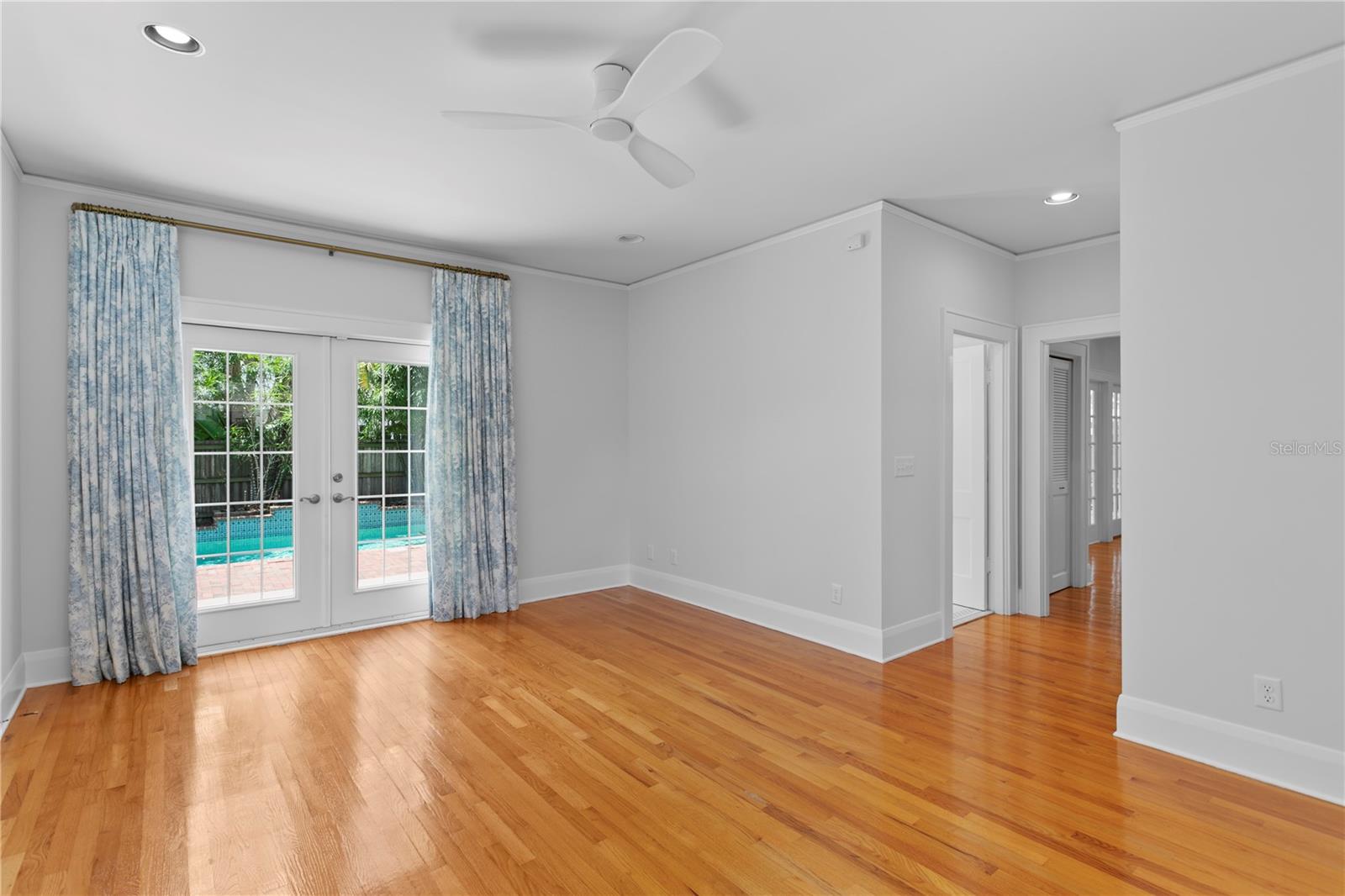 3118 W HARBOR VIEW AVE, TAMPA, FL, 33611