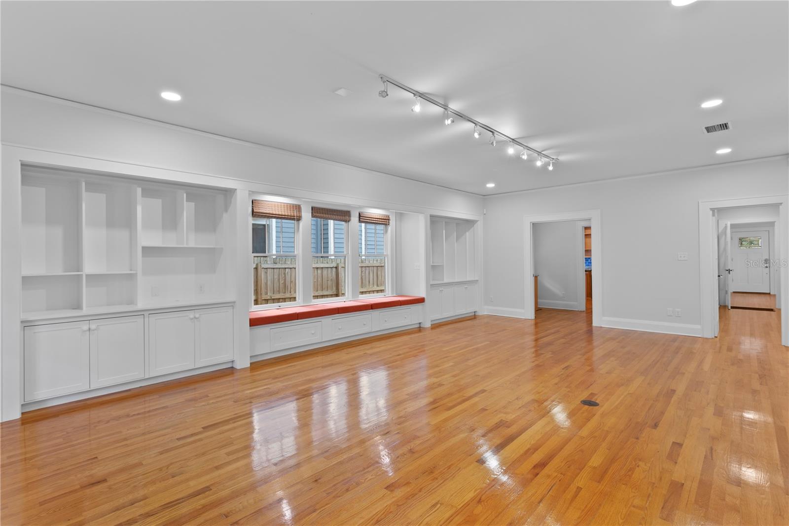 3118 W HARBOR VIEW AVE, TAMPA, FL, 33611