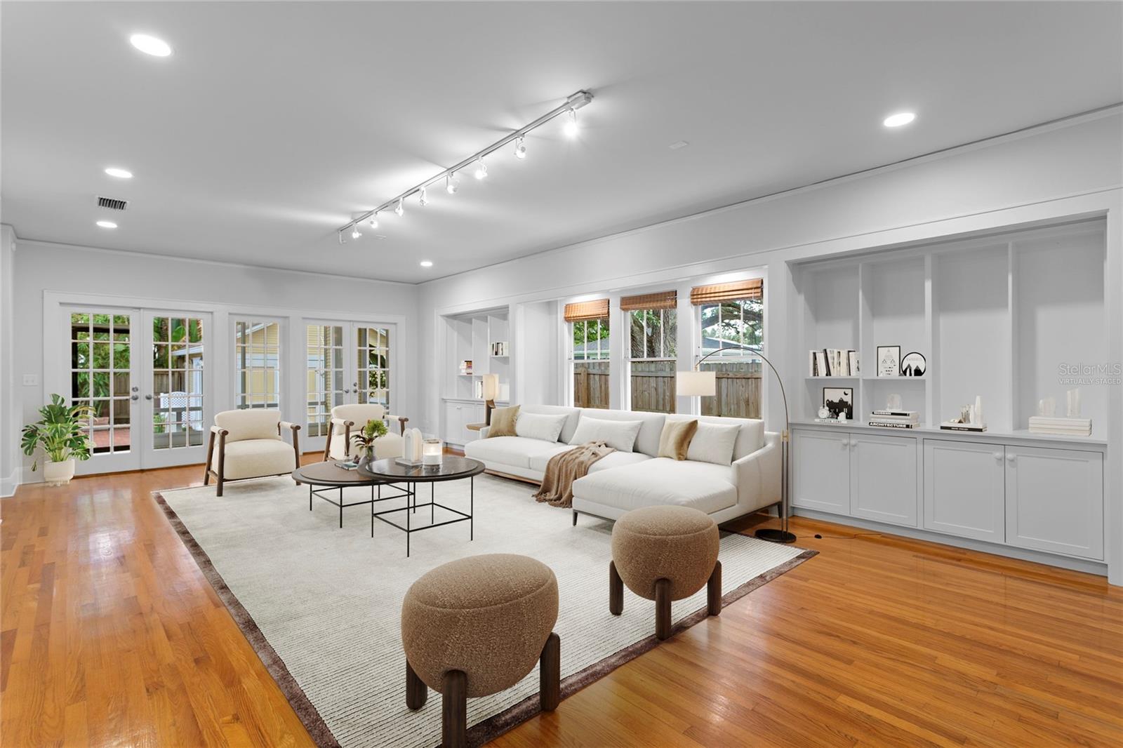 3118 W HARBOR VIEW AVE, TAMPA, FL, 33611