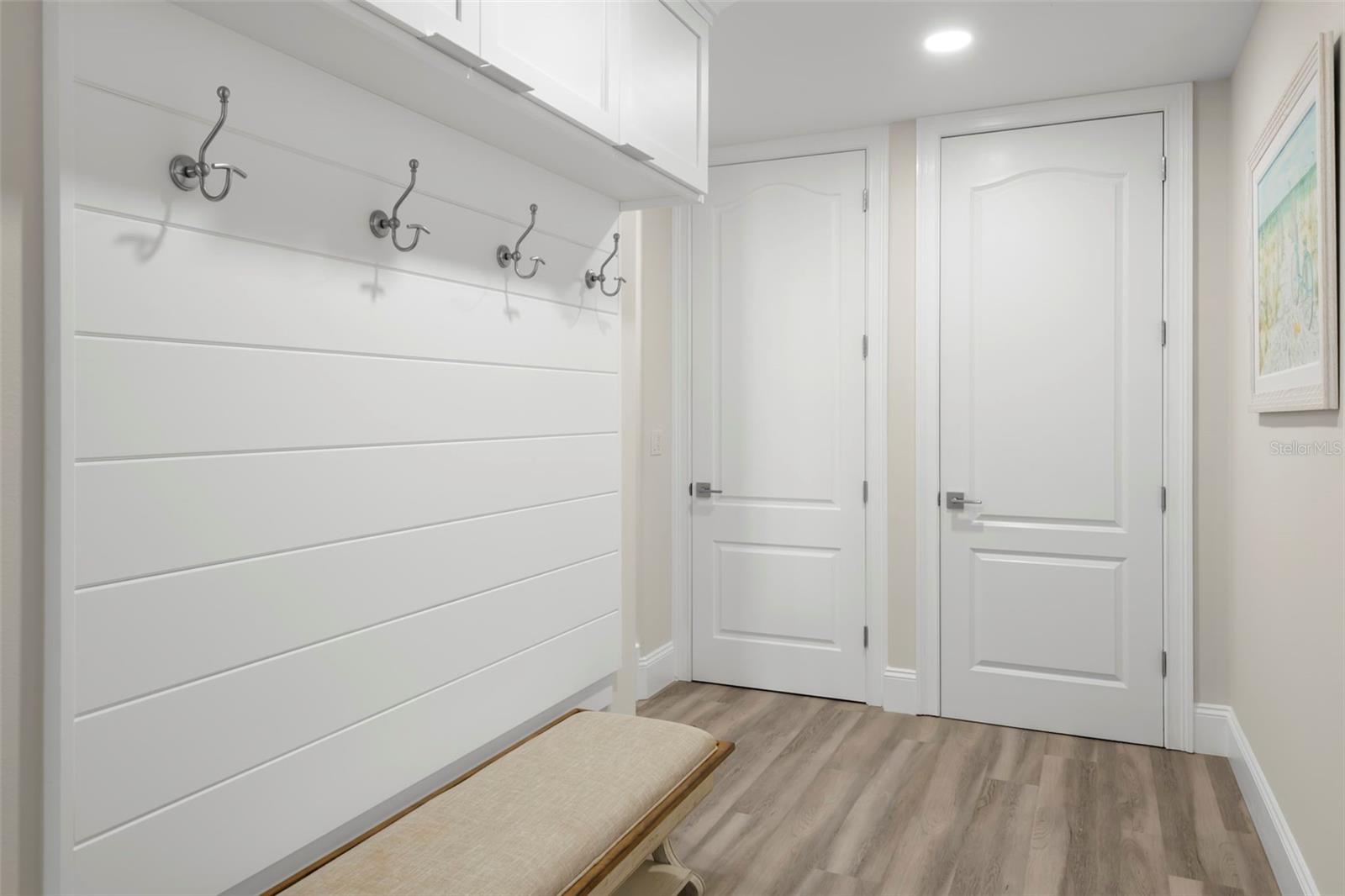 TB8399993 Property Photo