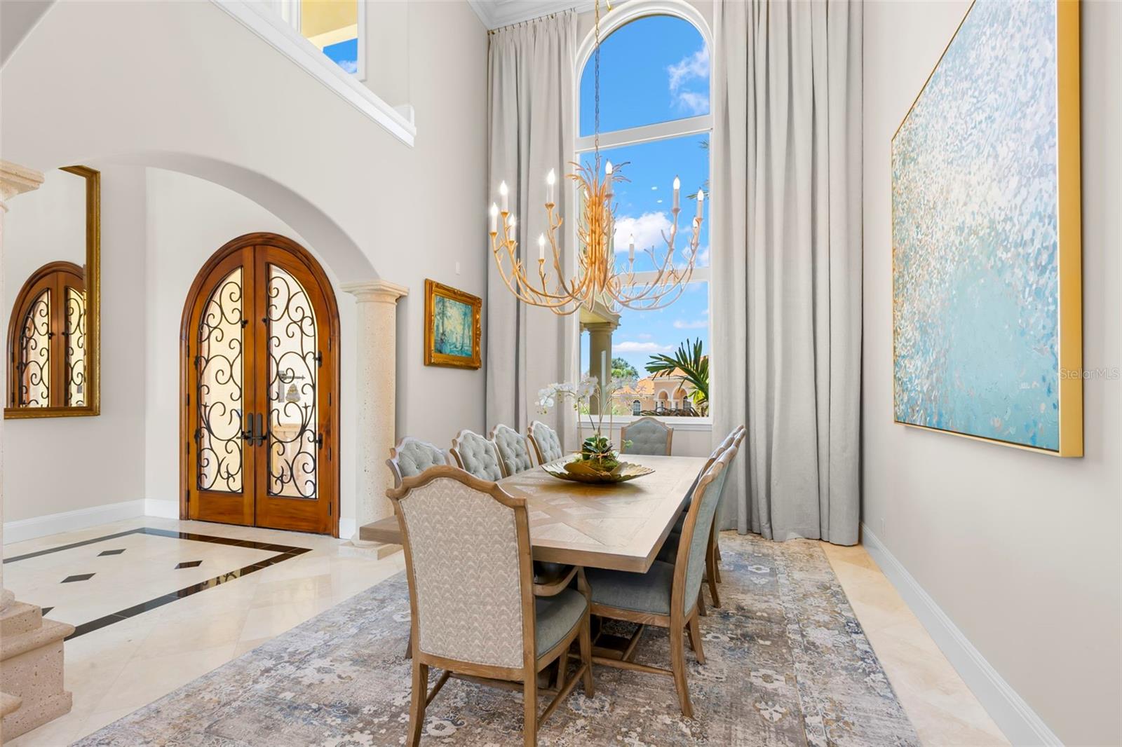 TB8399993 Property Photo