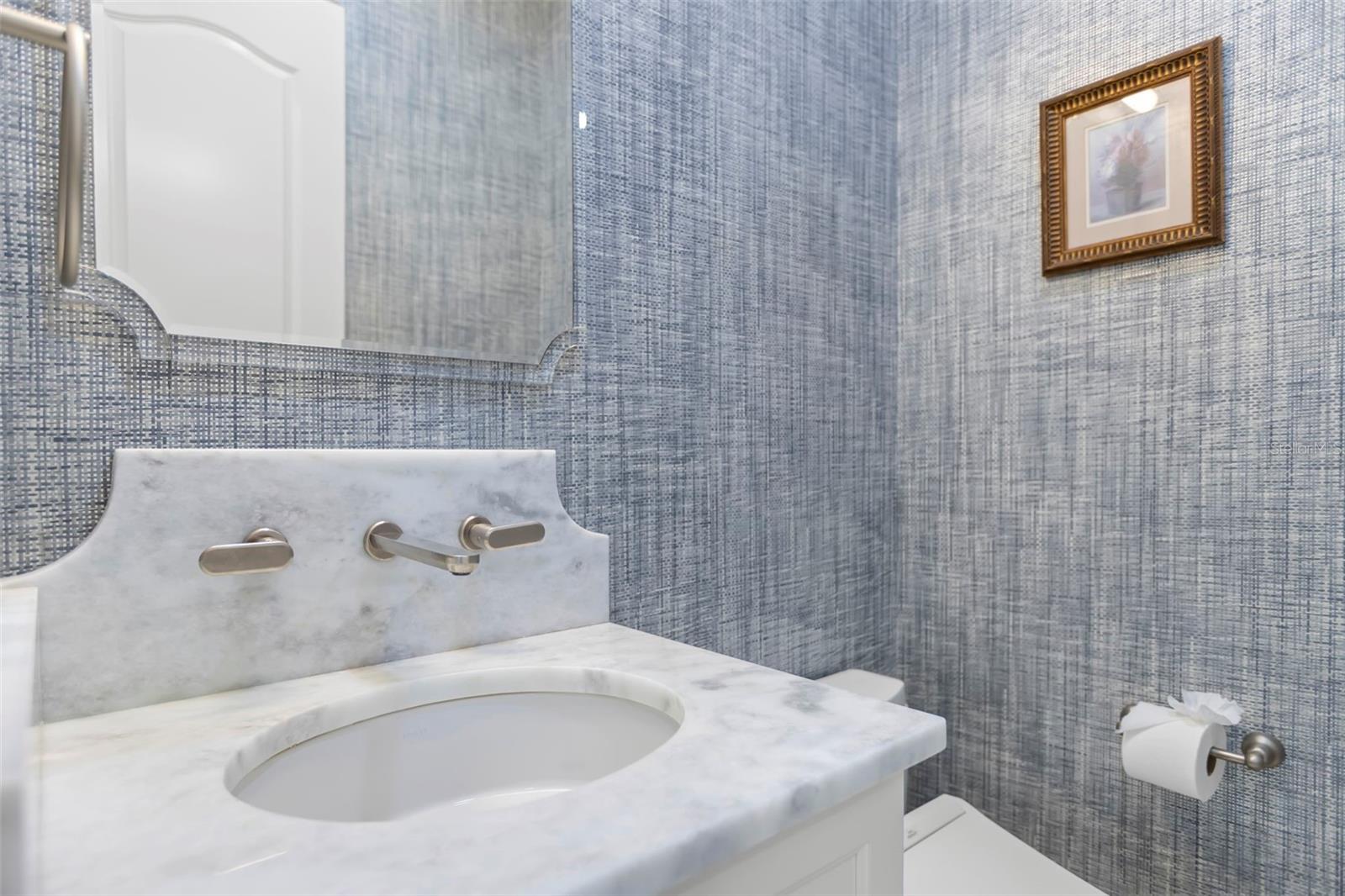 TB8399993 Property Photo