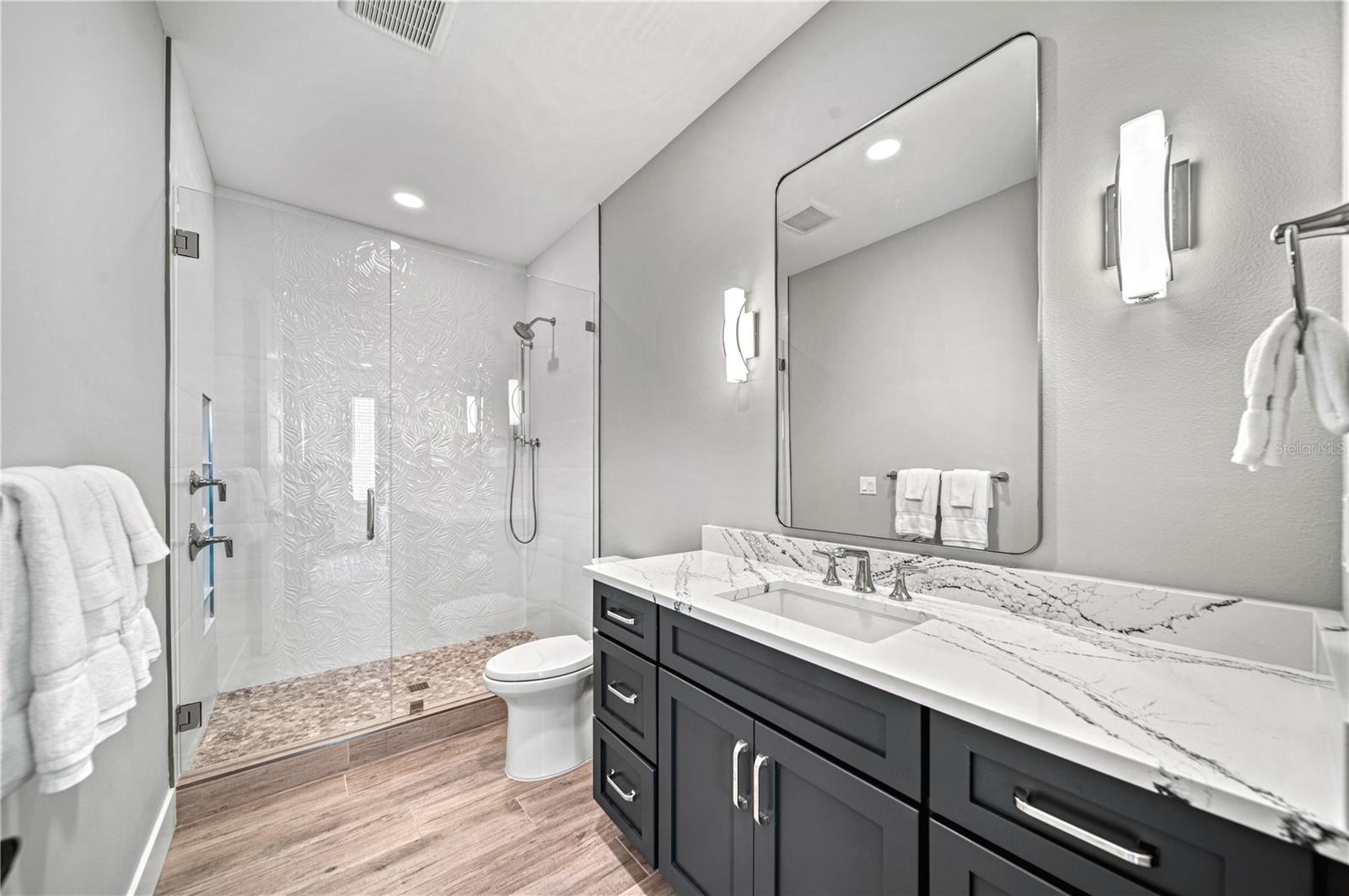 A4656843 Property Photo