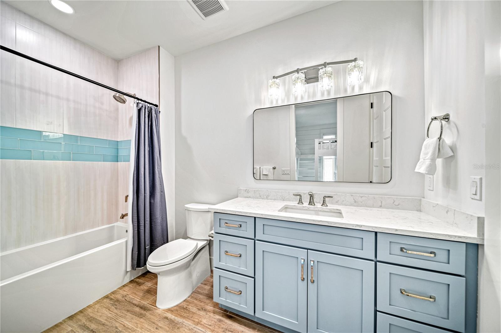 A4656843 Property Photo