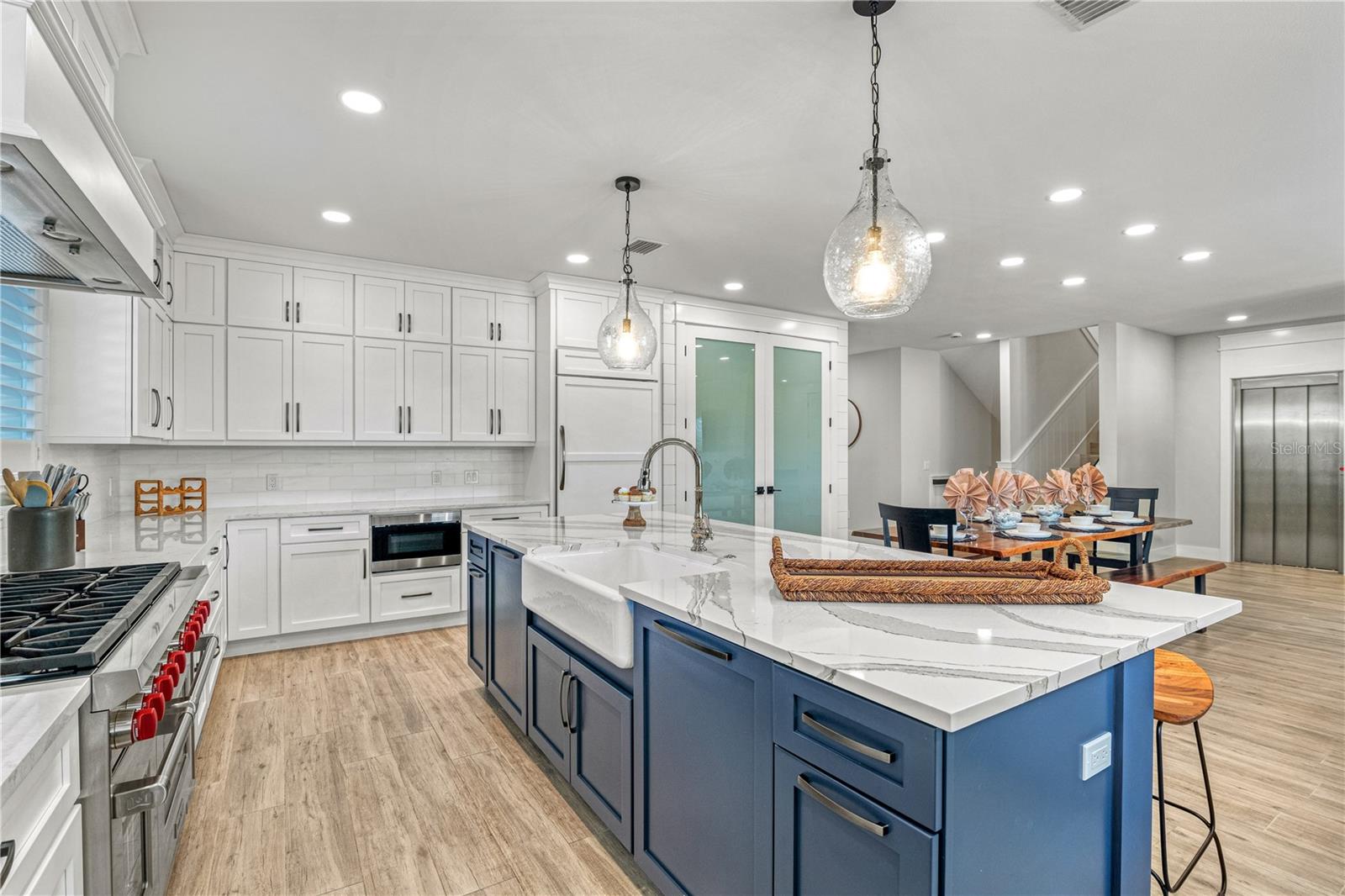 A4656843 Property Photo