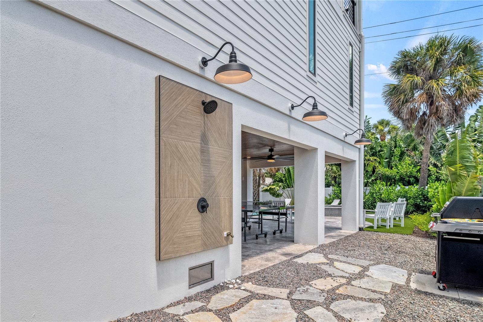 A4656843 Property Photo