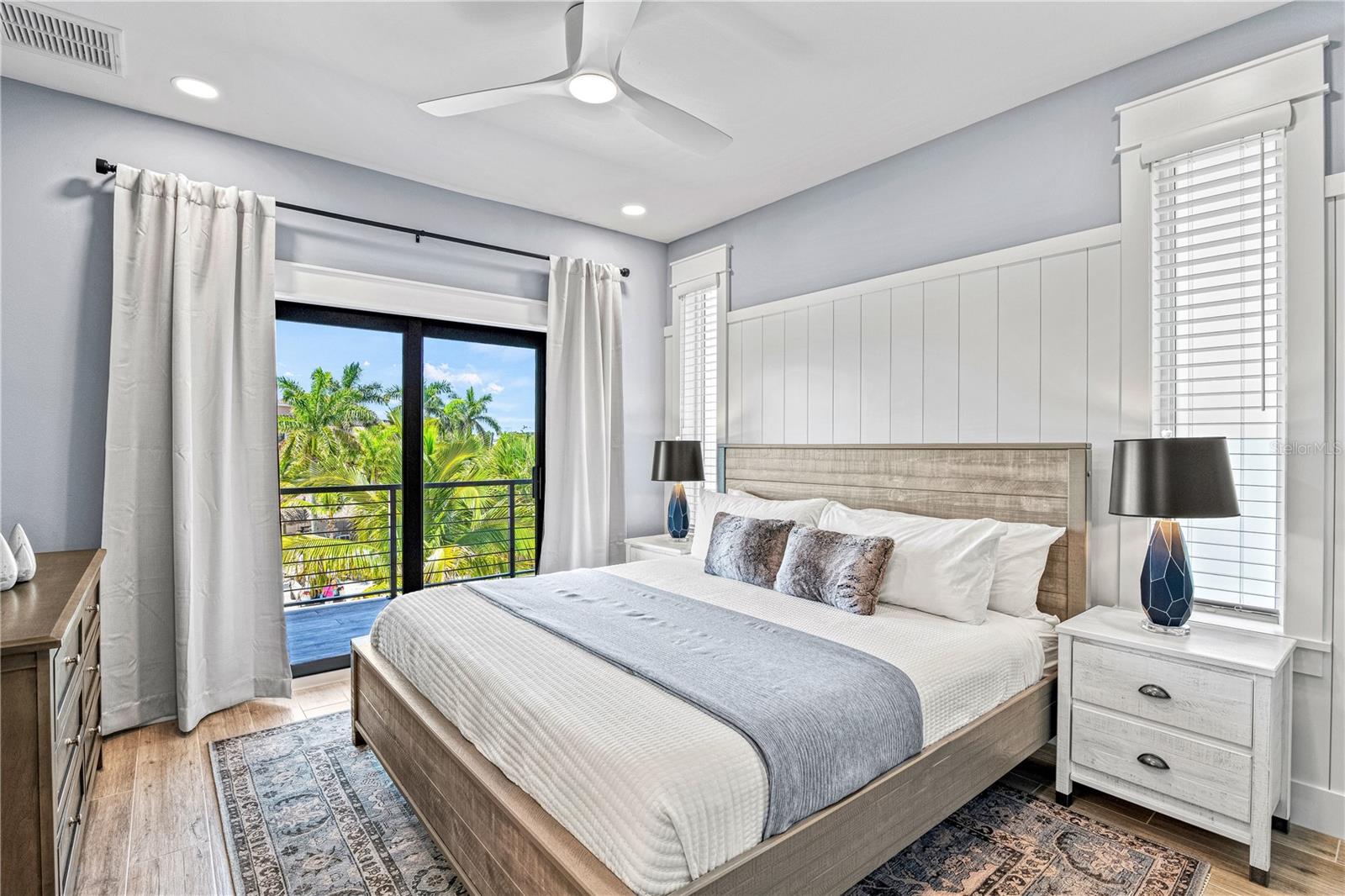 A4656843 Property Photo