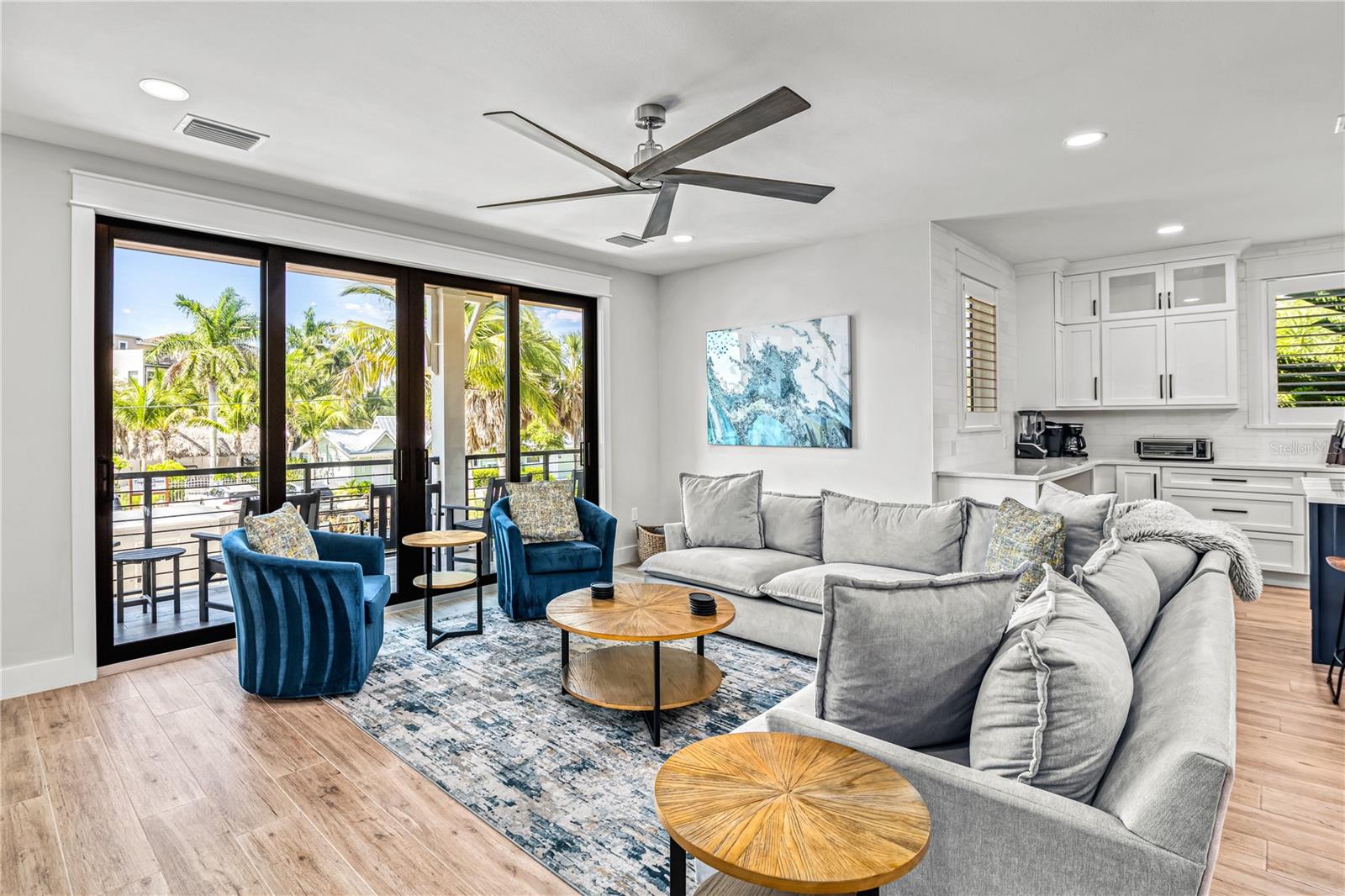 A4656843 Property Photo