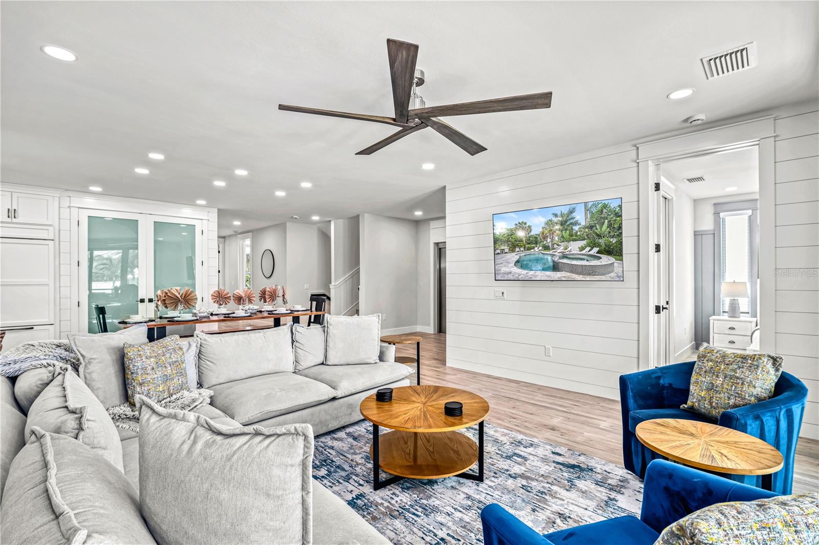 A4656843 Property Photo