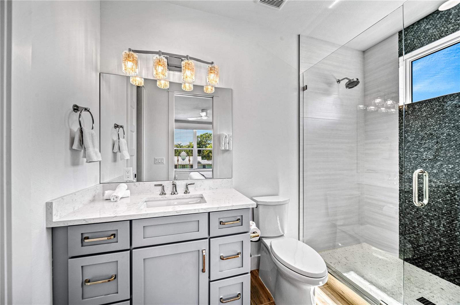 A4656843 Property Photo