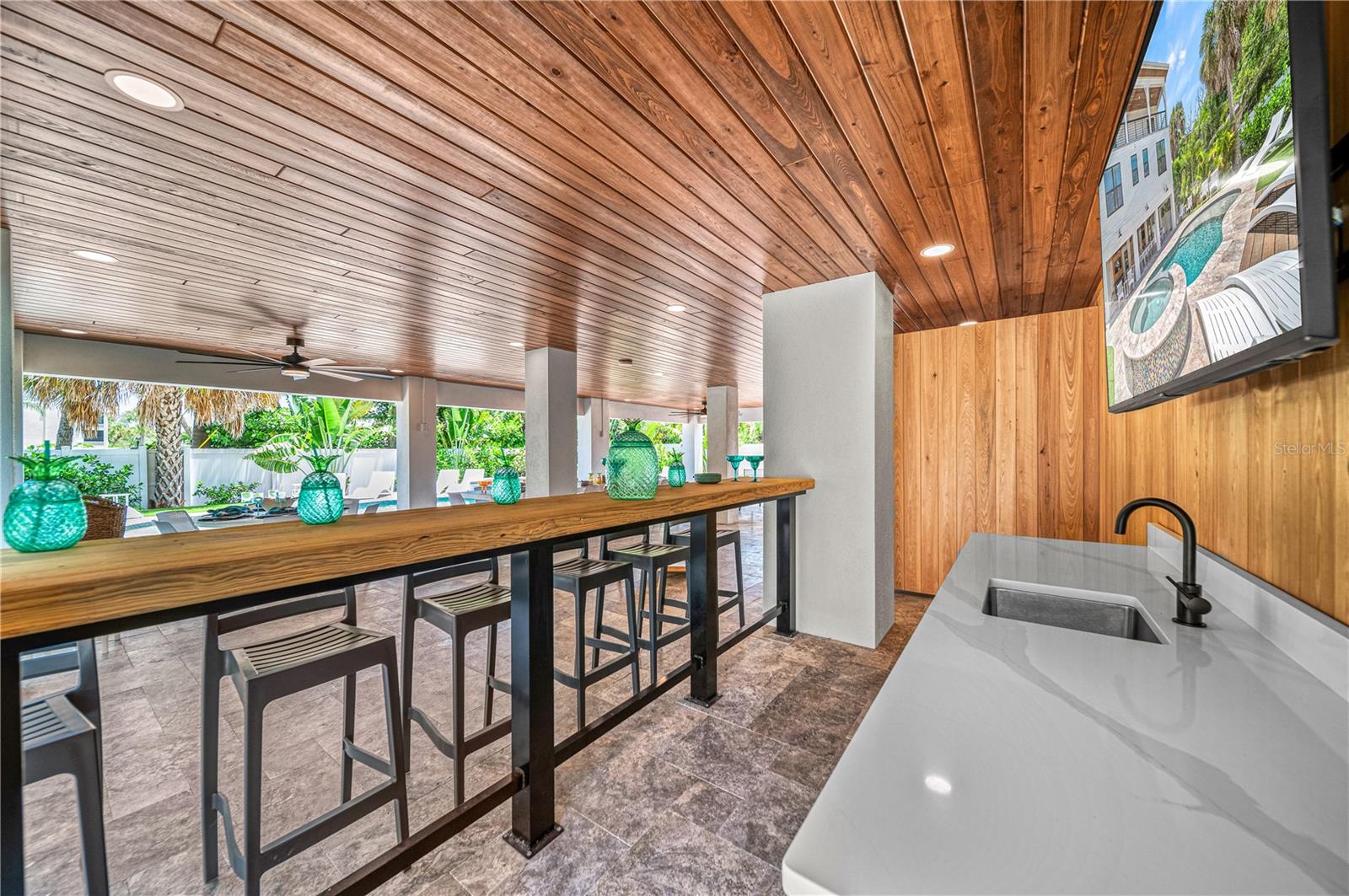 A4656843 Property Photo