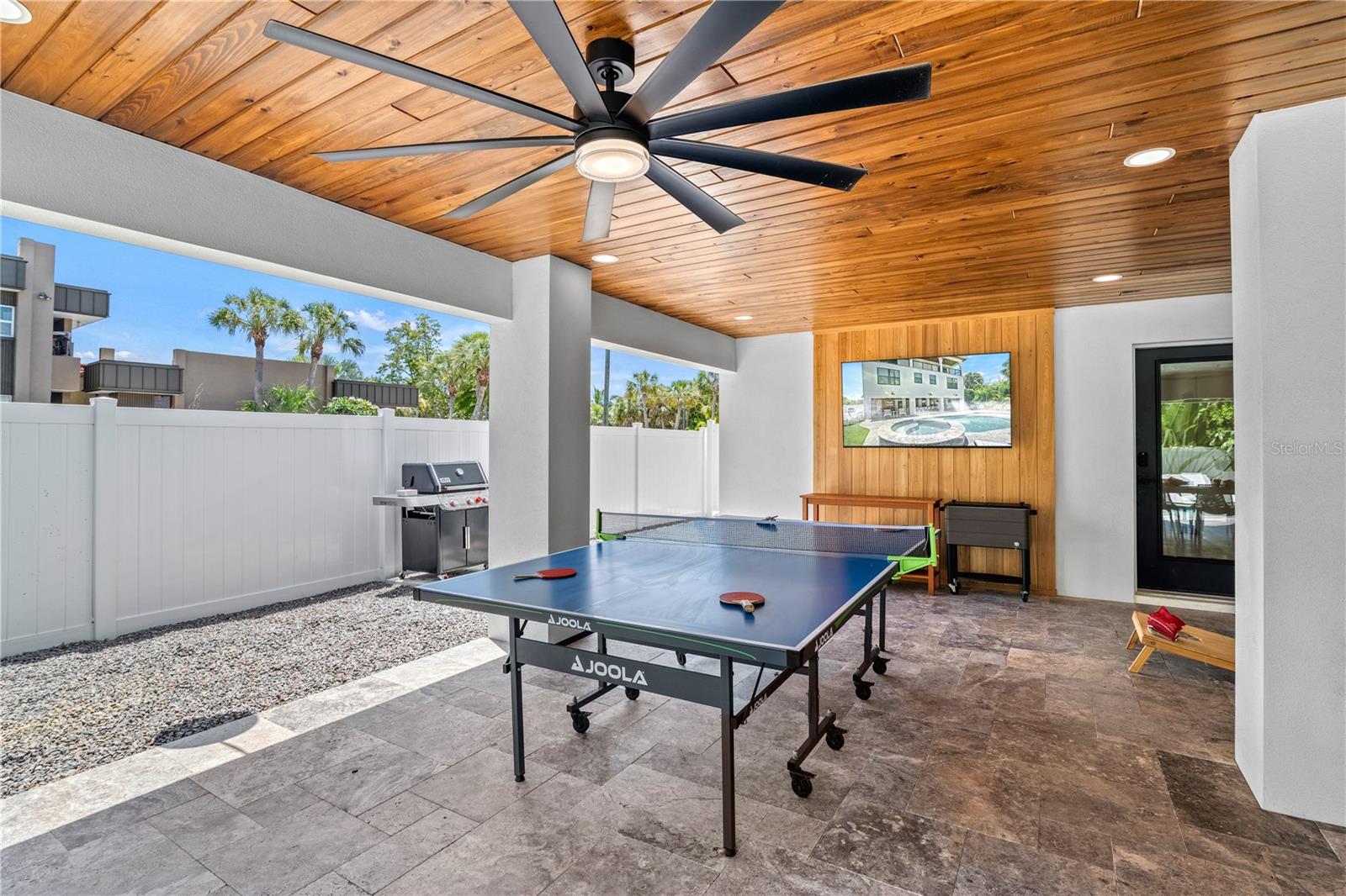 A4656843 Property Photo