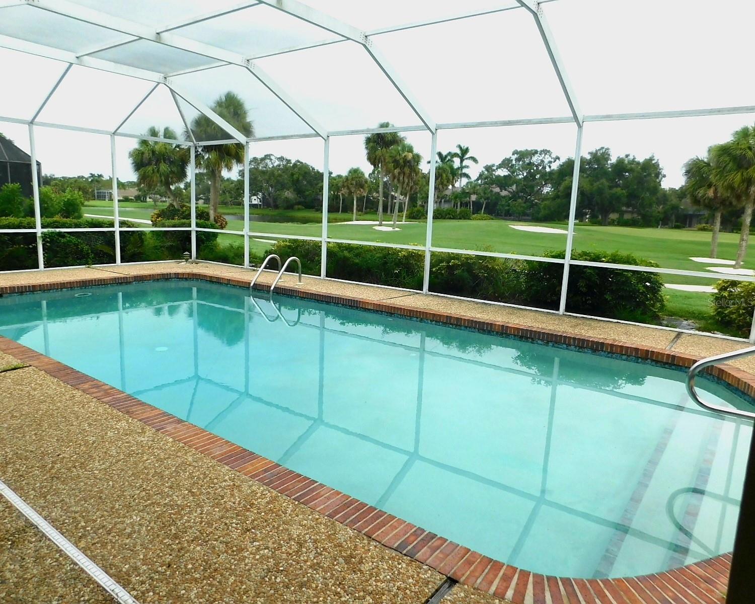 A4656857 Property Photo