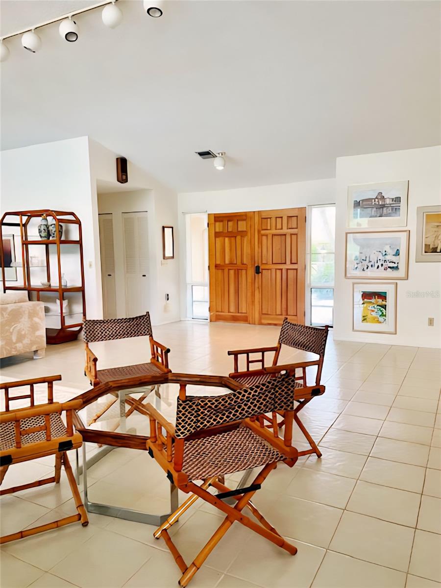 A4656857 Property Photo