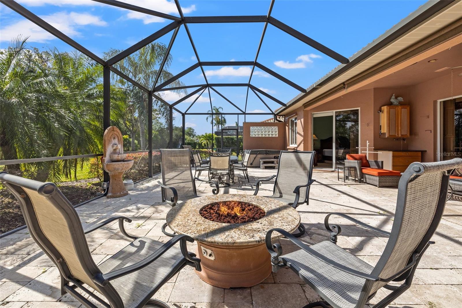 A4656867 Property Photo
