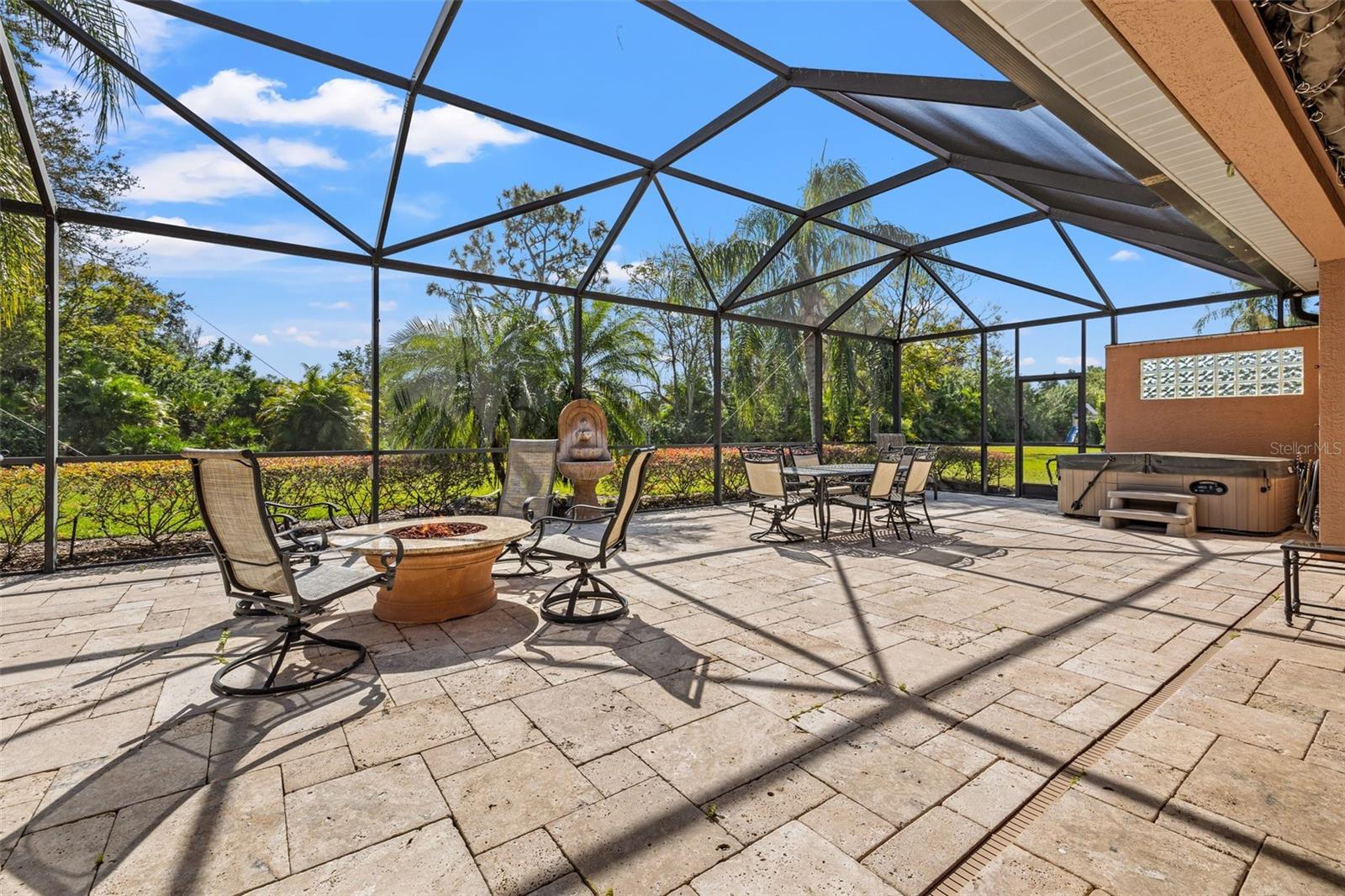 A4656867 Property Photo