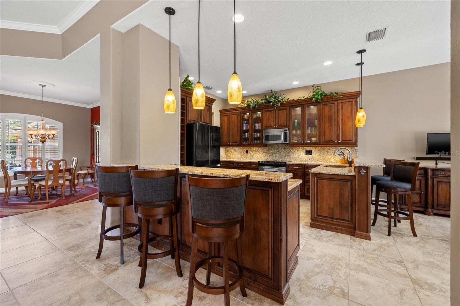A4656867 Property Photo
