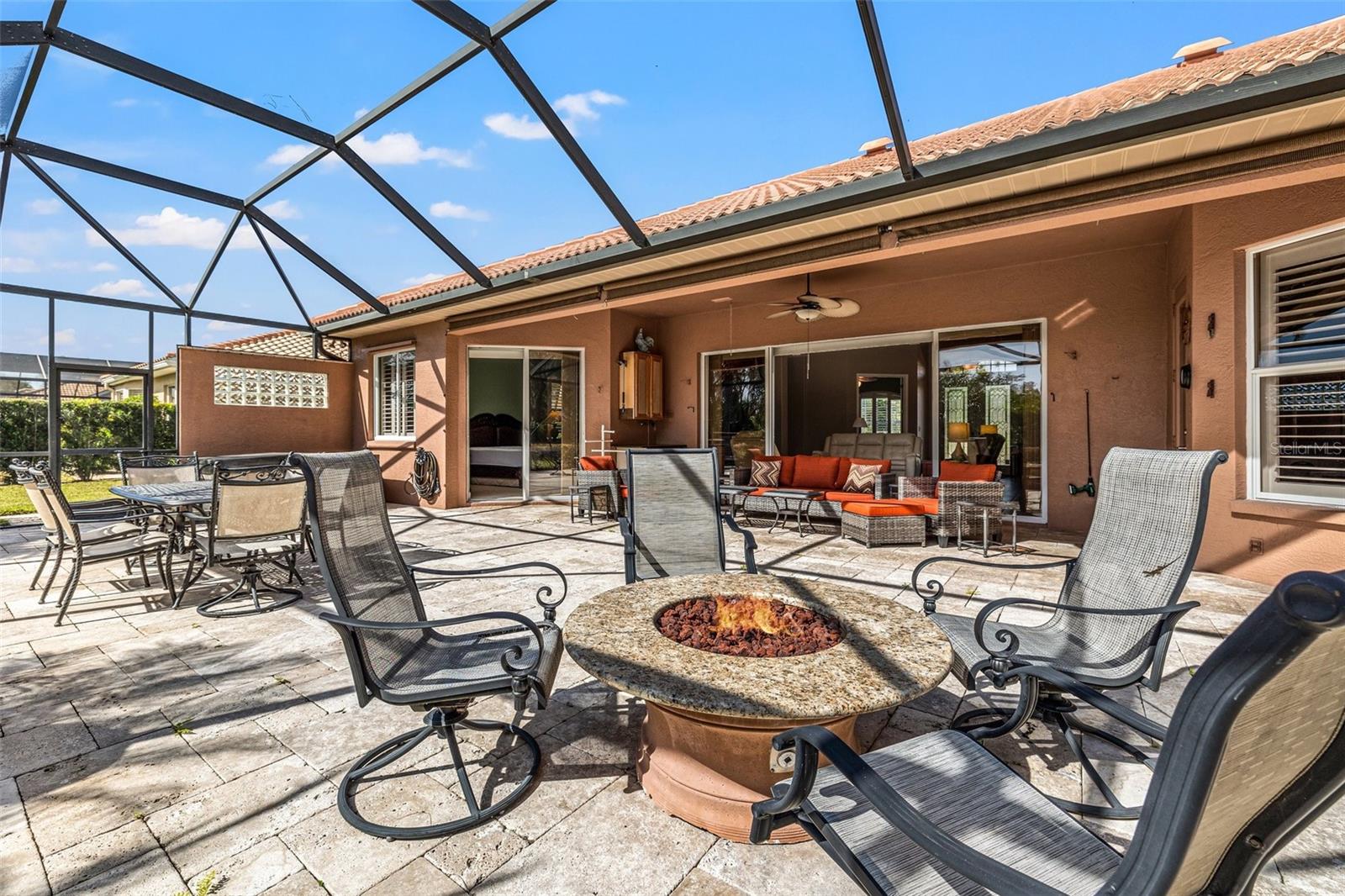A4656867 Property Photo