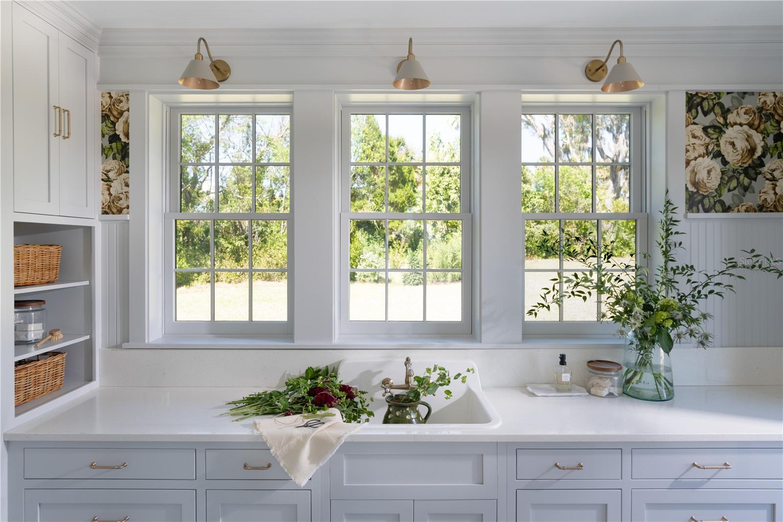 P4935296 Property Photo