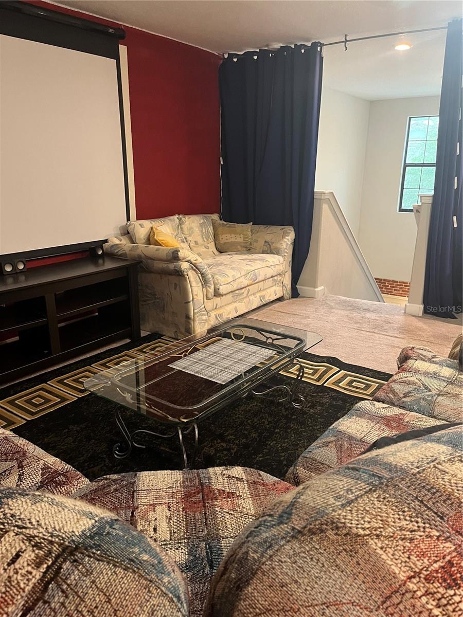 Upstairs loft/flex space