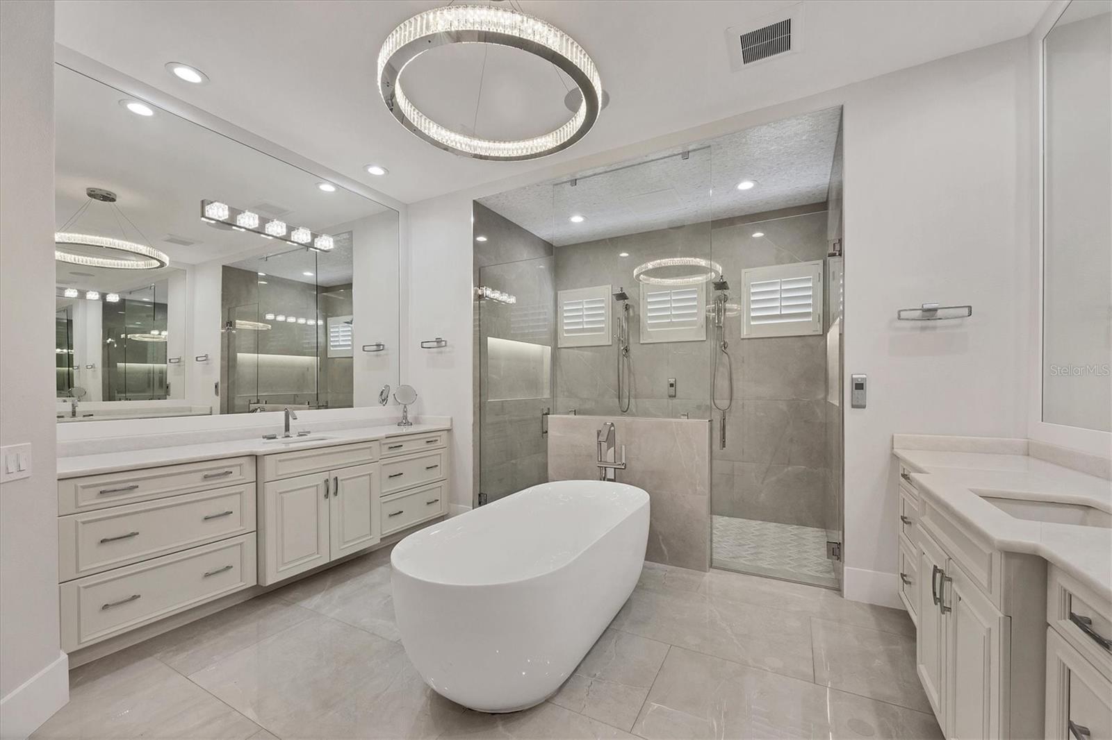 A4656891 Property Photo