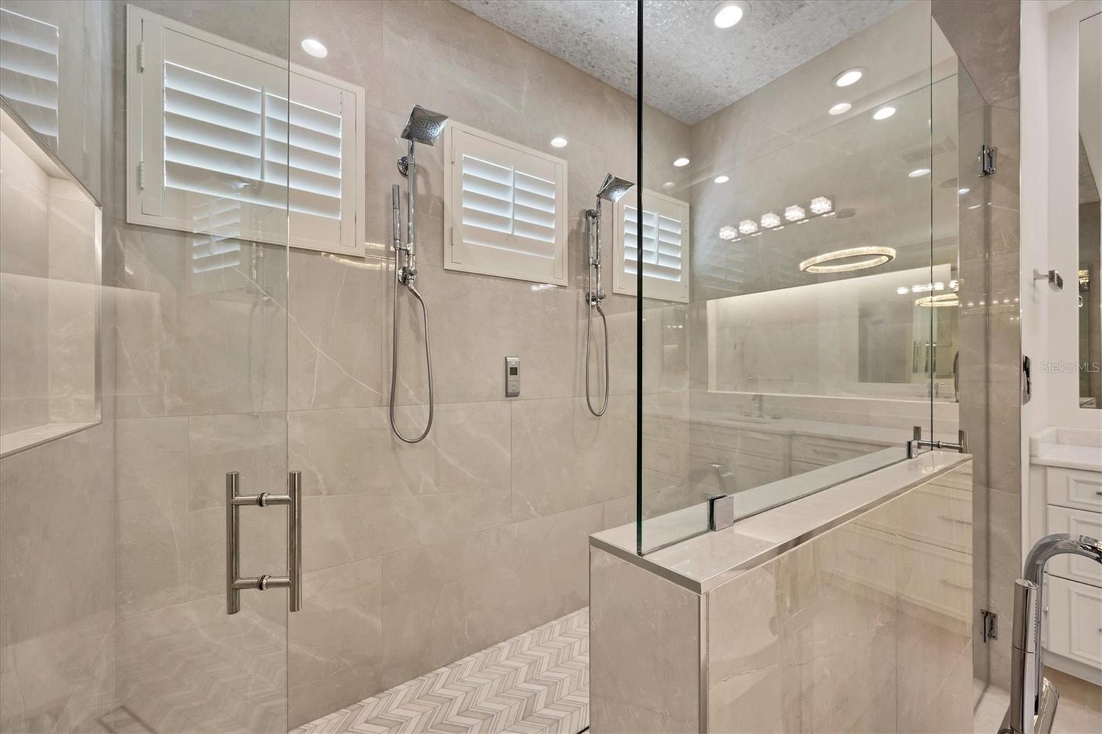 A4656891 Property Photo