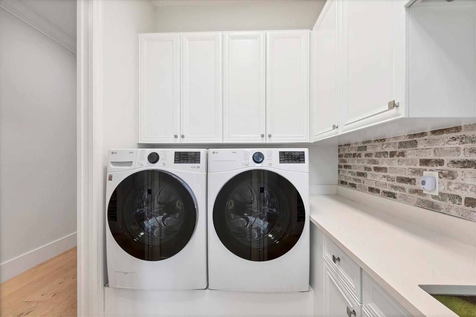 A4656891 Property Photo