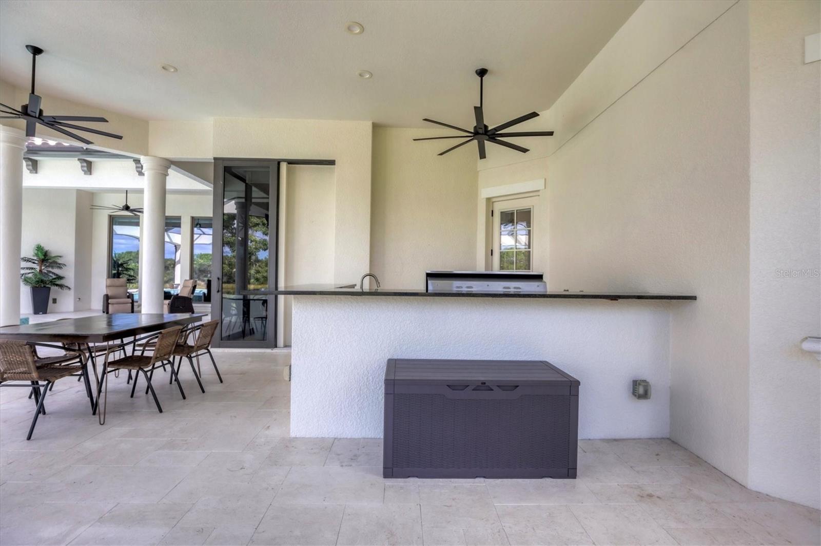 A4656891 Property Photo