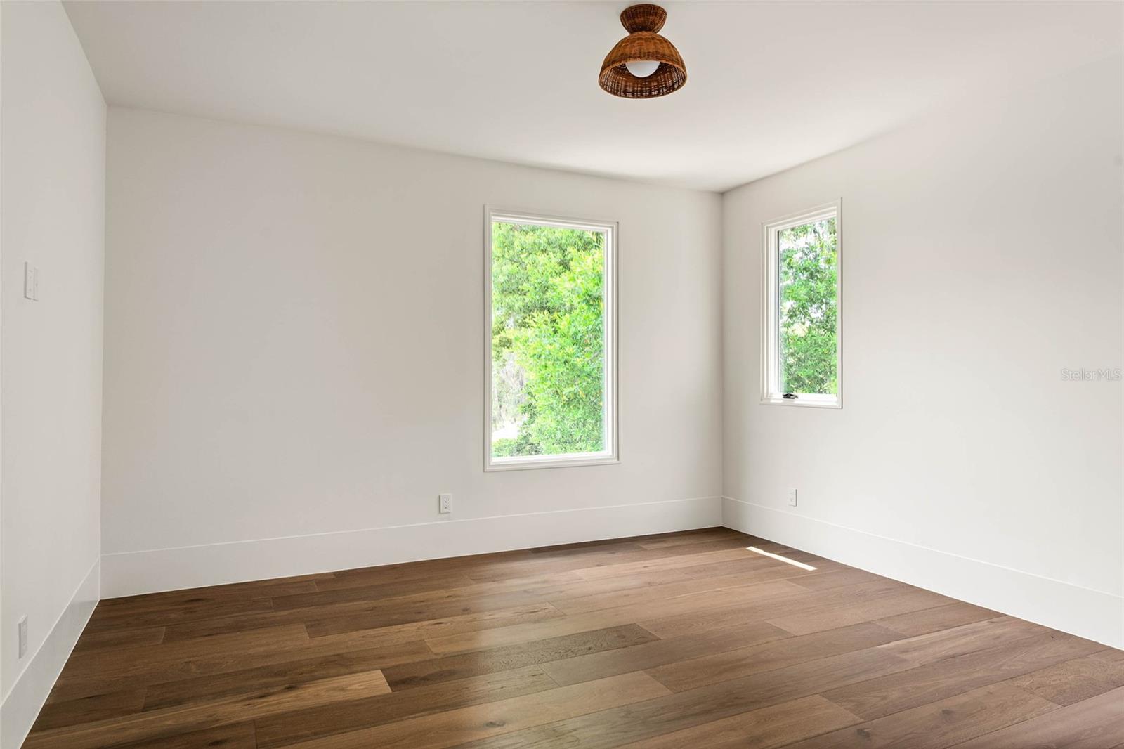 O6321143 Property Photo