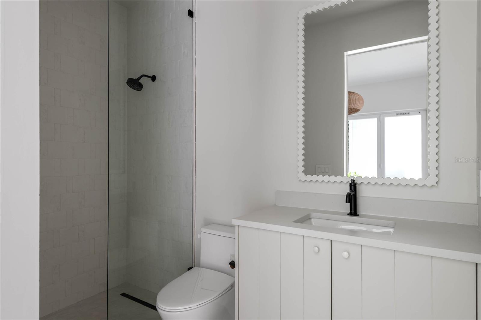 O6321143 Property Photo