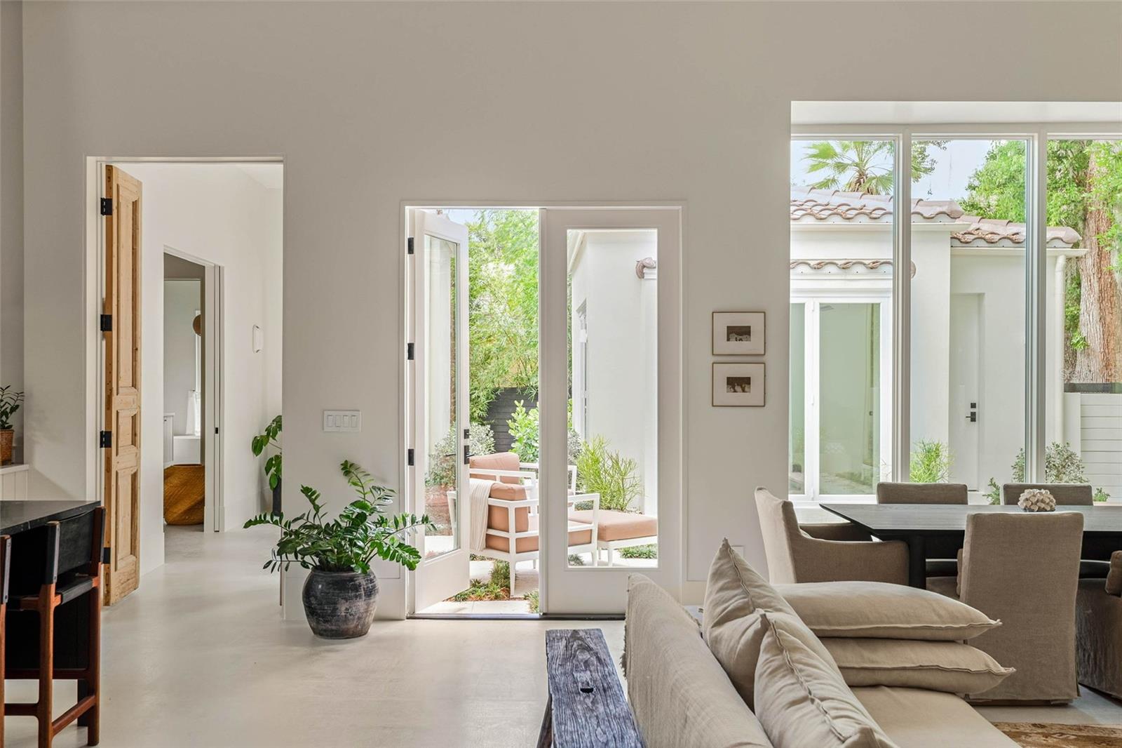 O6321143 Property Photo