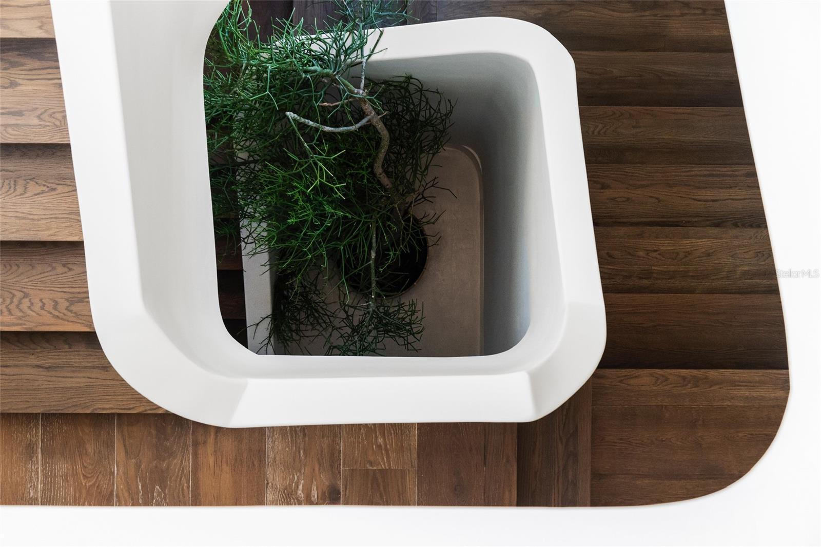 O6321143 Property Photo