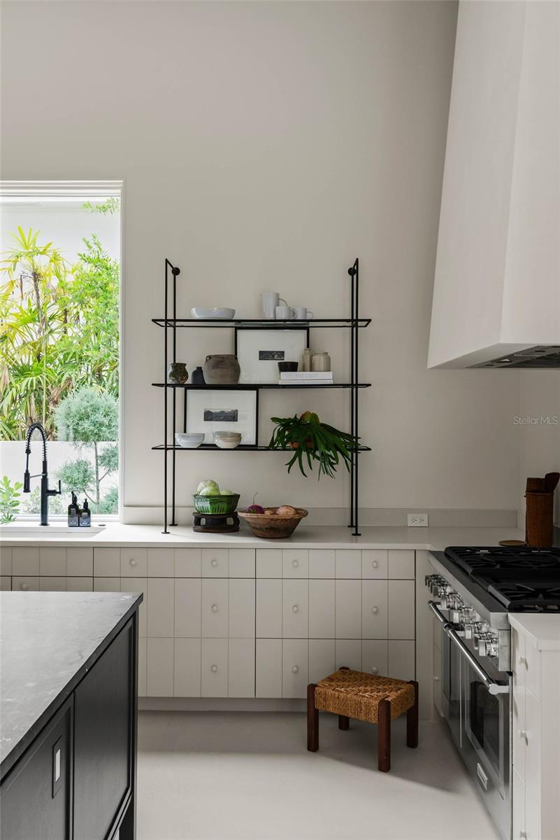 O6321143 Property Photo