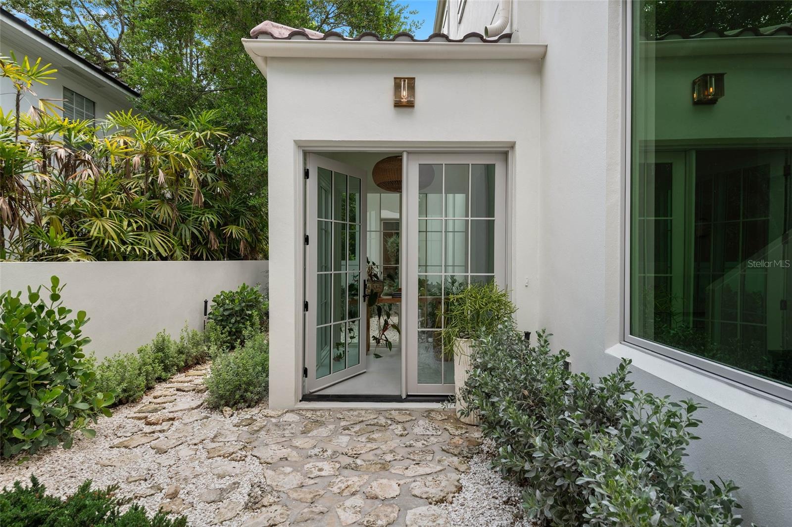 O6321143 Property Photo