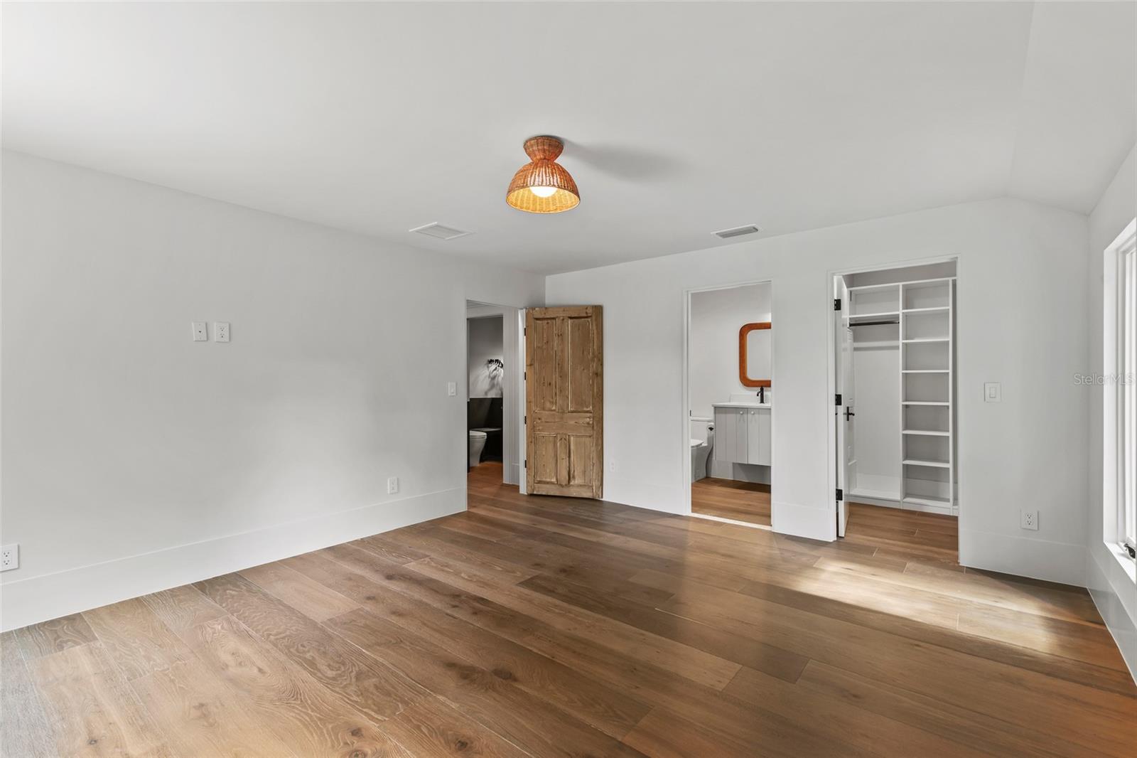 O6321143 Property Photo