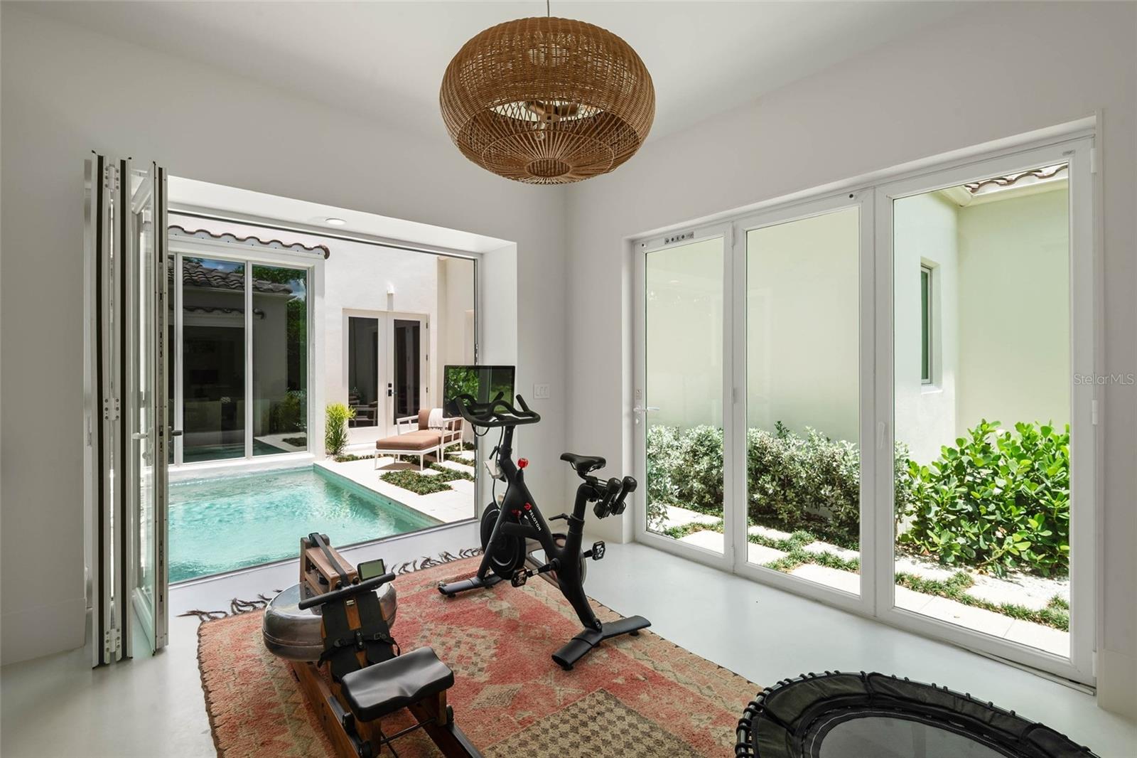 O6321143 Property Photo