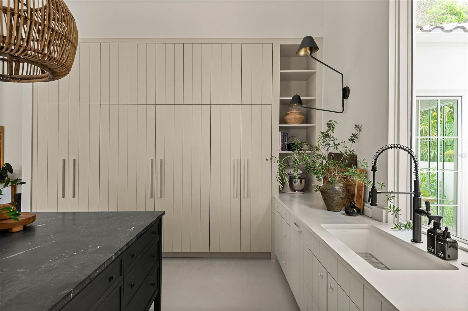 O6321143 Property Photo