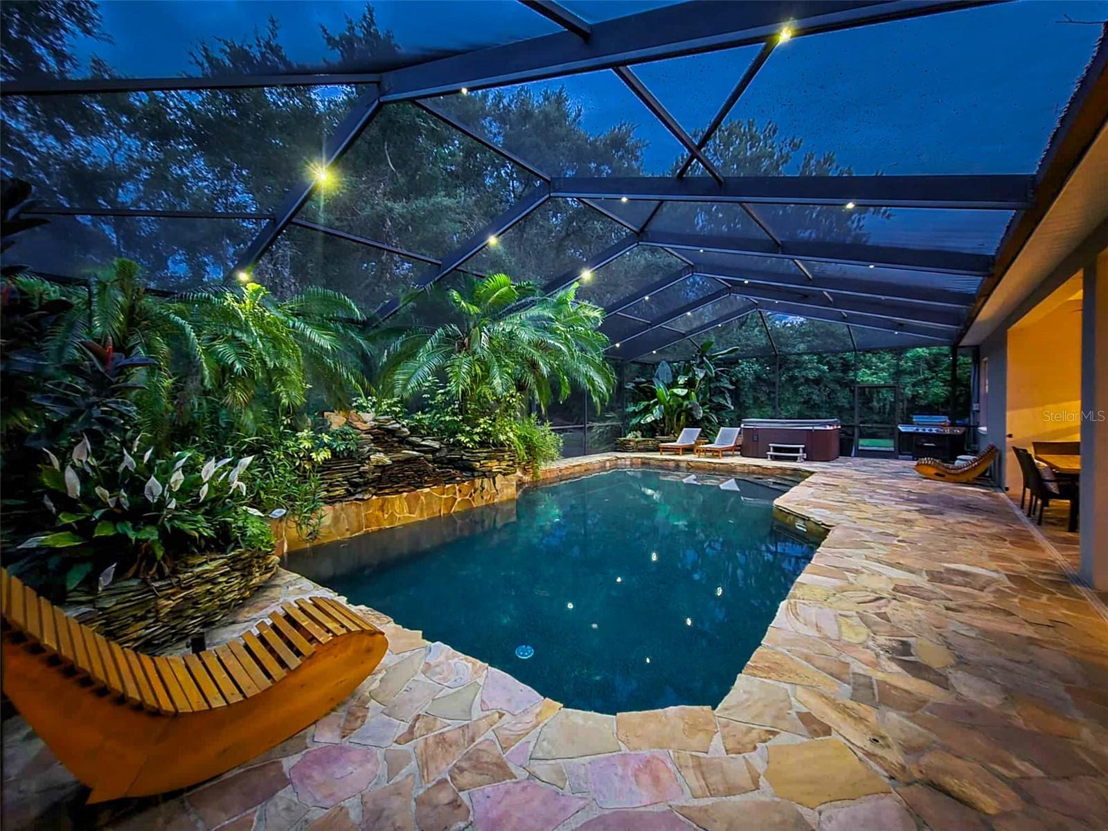 5927 FLATWOODS MANOR CIR, LITHIA, FL, 33547