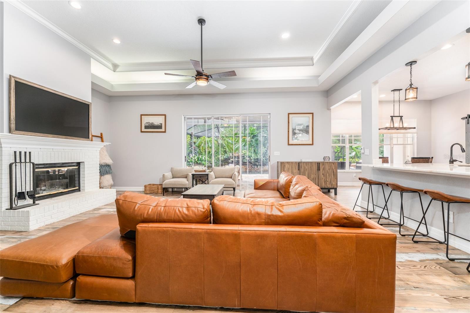 5927 FLATWOODS MANOR CIR, LITHIA, FL, 33547