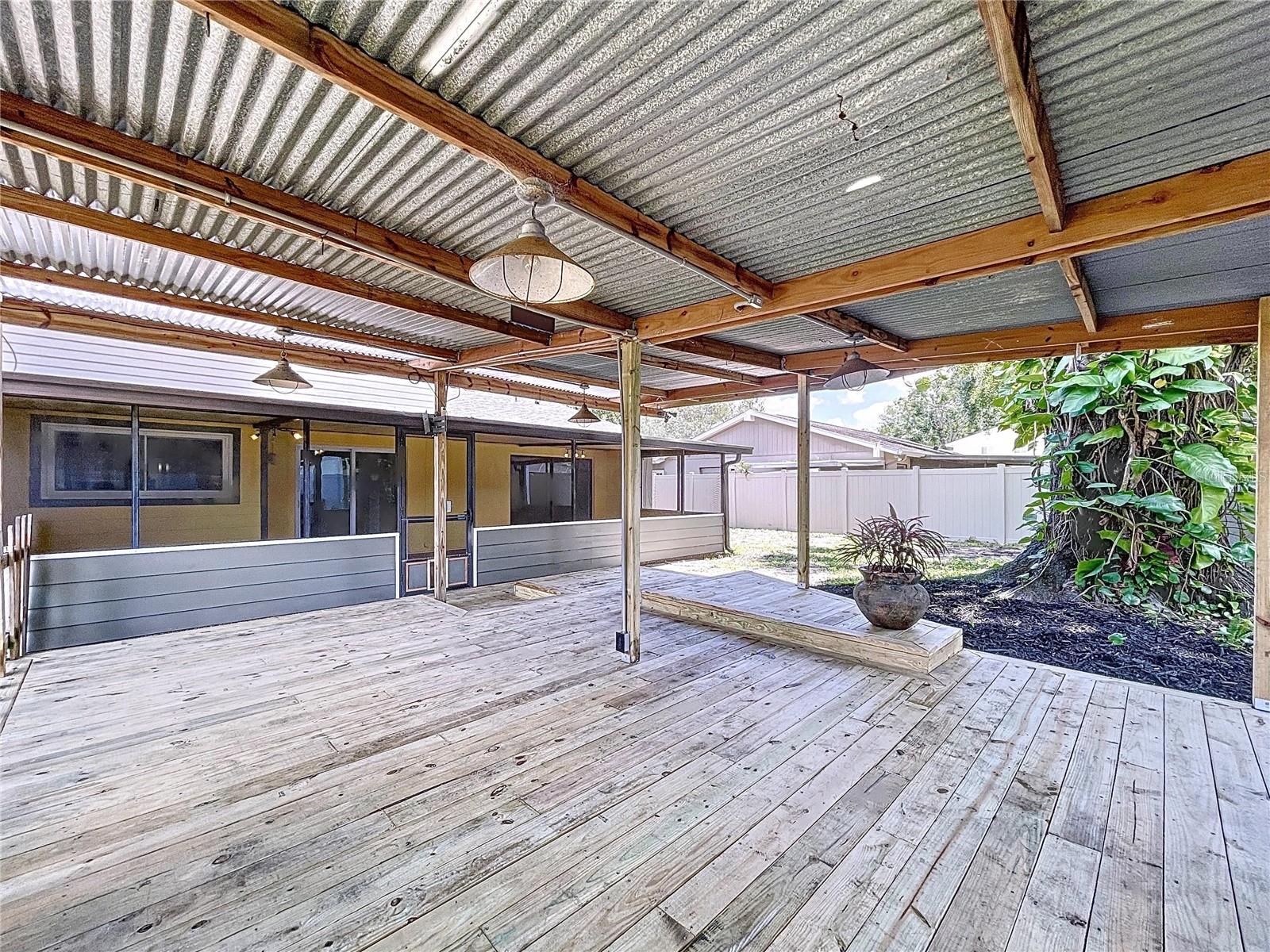 4030 BRAESGATE LN, TAMPA, FL, 33624