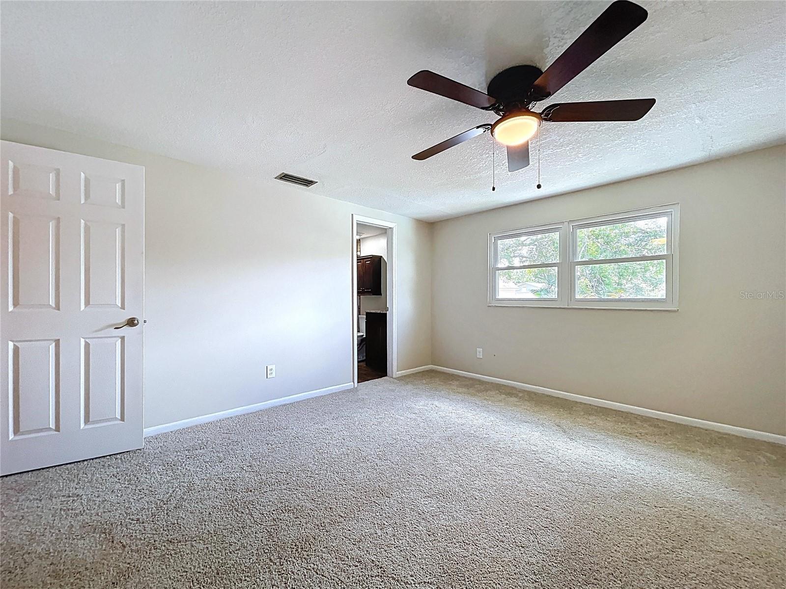 4030 BRAESGATE LN, TAMPA, FL, 33624