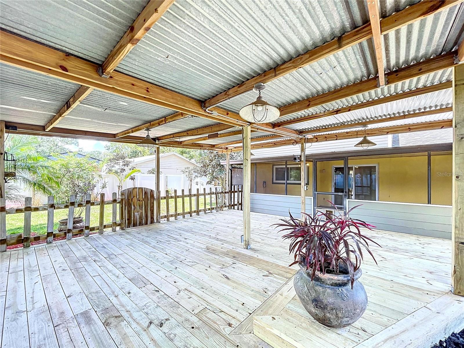 4030 BRAESGATE LN, TAMPA, FL, 33624